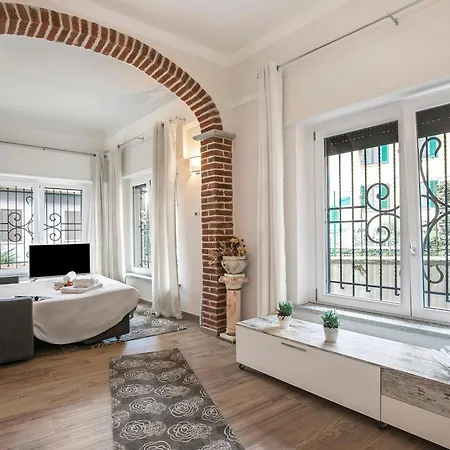Apartamento Blue Mermaid Of Pet Friendly - Happy Stresa