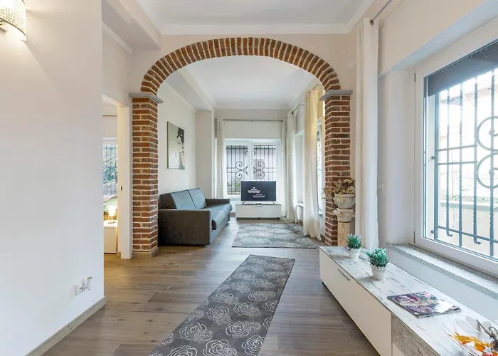 Blue Mermaid Of - Happy 아파트 *